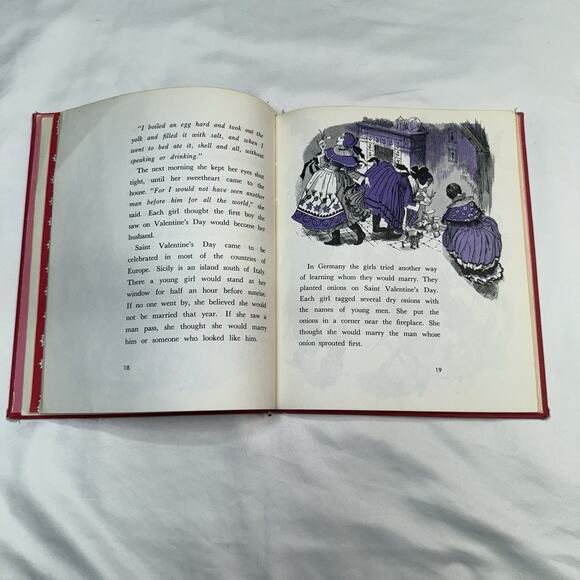 Vintage 1965 A Holiday Book: Valentine’s Day Elizabeth Guilfoile Illustrated HC - Picture 10 of 11